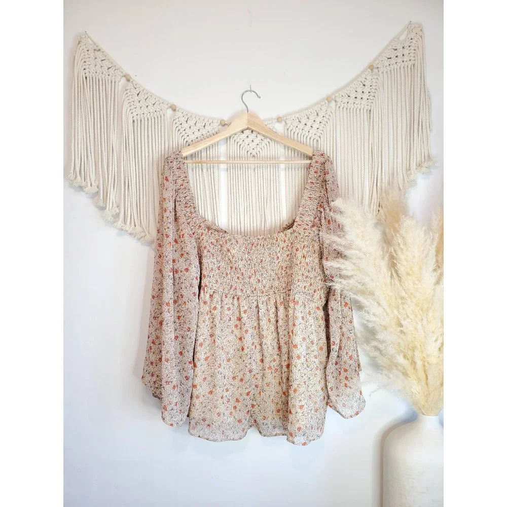 Arula Altar'd State Floral Metallic Smocked Top 3X - Picture 5 of 7